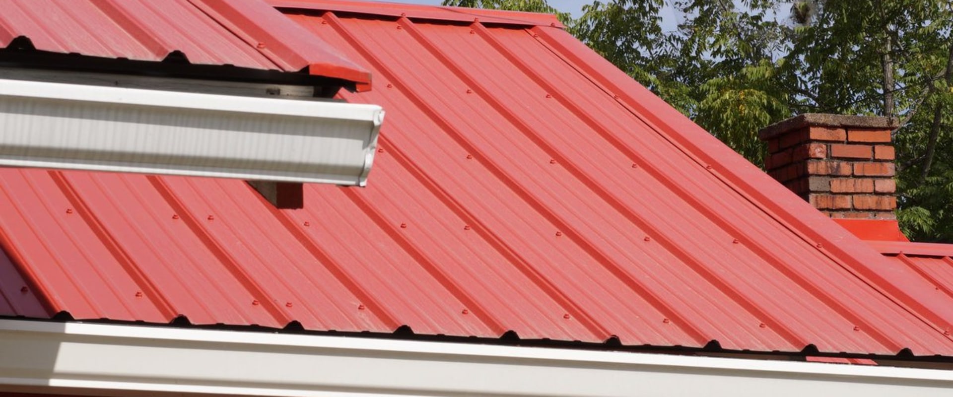 The Physical Demands of Roofing: A Roofer's Perspective