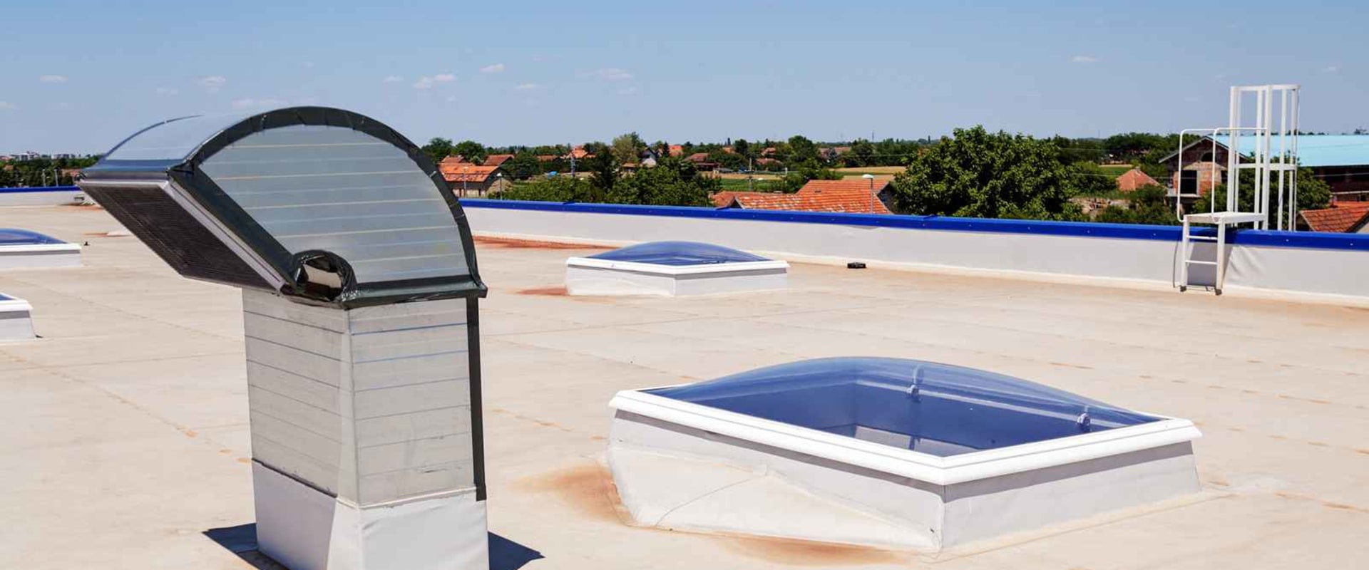 The Ultimate Guide to Commercial Roof Lifespan